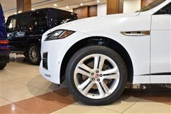 جاگوار F-Pace
